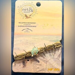 Sea Turtle Charm Bracelet Made of Reclaimed Fishing Net